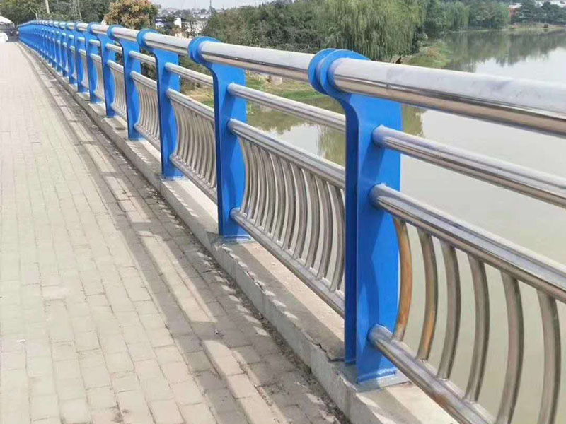 如何保養不銹鋼？